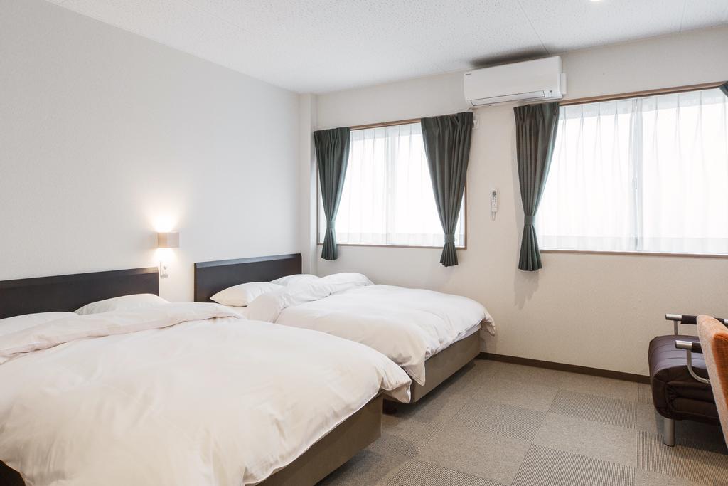 Shijo Omiya Guesthouse And Hotel Kyoto Bagian luar foto
