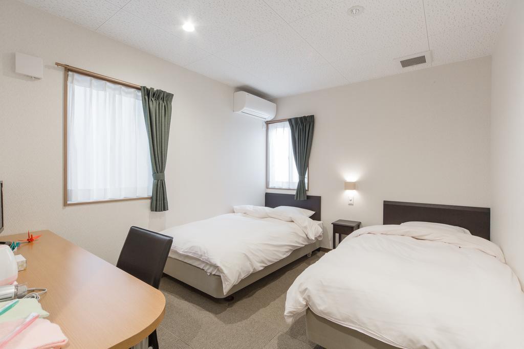 Shijo Omiya Guesthouse And Hotel Kyoto Bagian luar foto