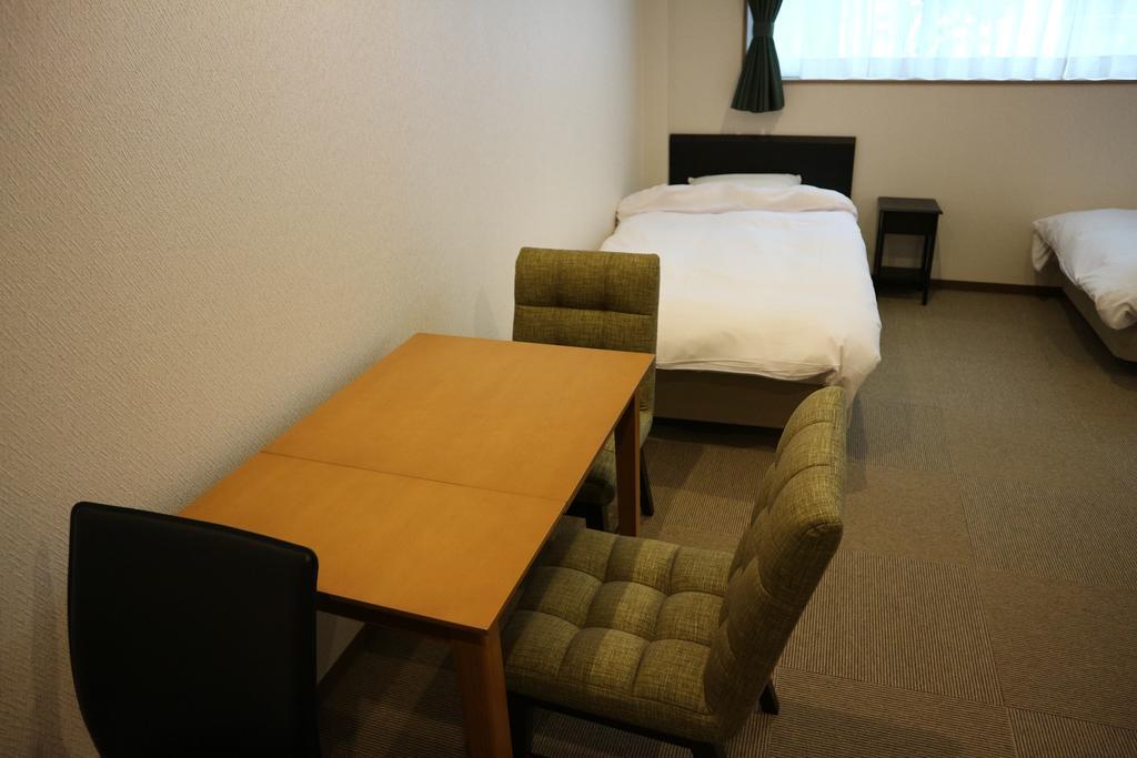 Shijo Omiya Guesthouse And Hotel Kyoto Bagian luar foto